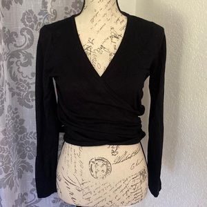 Womens wrap top - size medium